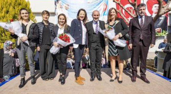 Bayraklı da Masal Evi’ne kavuştu