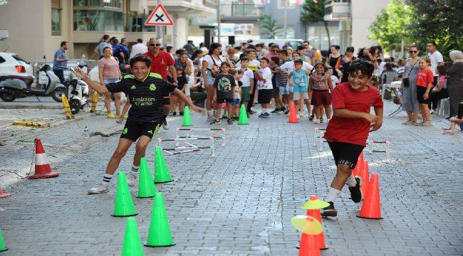 Başkan Ünsal ‘Sokak Senin’ coşkusuna ortak oldu 