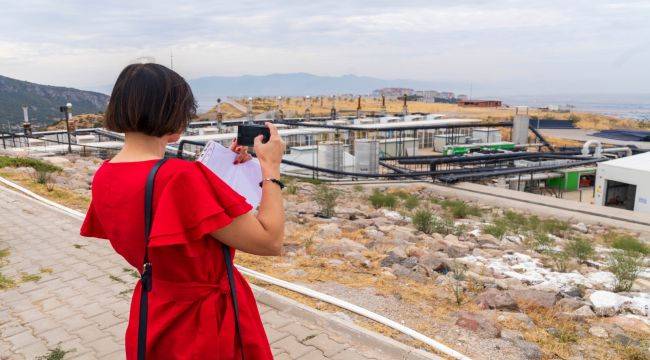  Atıktan enerji üreten tesisleri gezdiler 