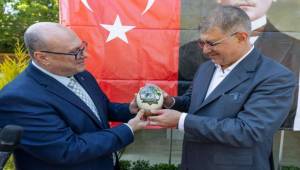 Başkan Tugay: İzmir’in vicdanını temsil ediyorsunu