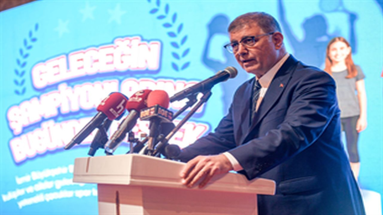 Başkan Tugay “Geleceğin Şampiyonları” projesini tanıttı