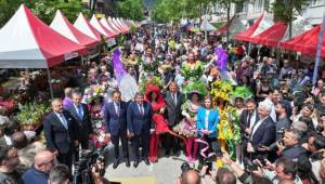 Bayındır Çiçek Festivali Coşkuyla Başladı