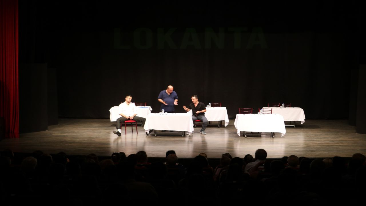 Başkan Çerçioğlu vatandaşları tiyatro ile buluşturdu