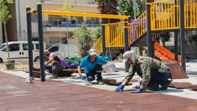 Balçova’da park yenileme ve çevre düzenleme mesaisi