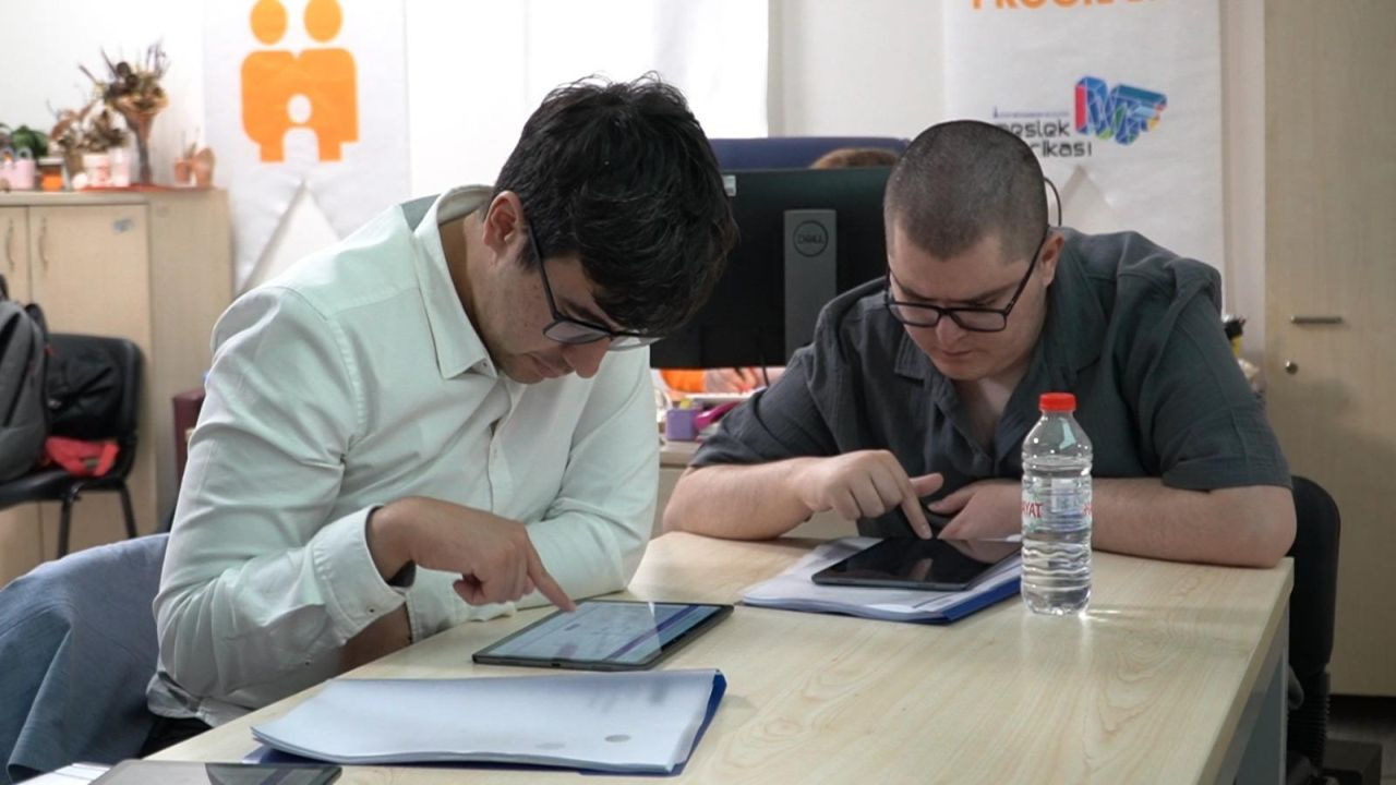 İŞ-İN hem işe hem hayata hazırlıyor