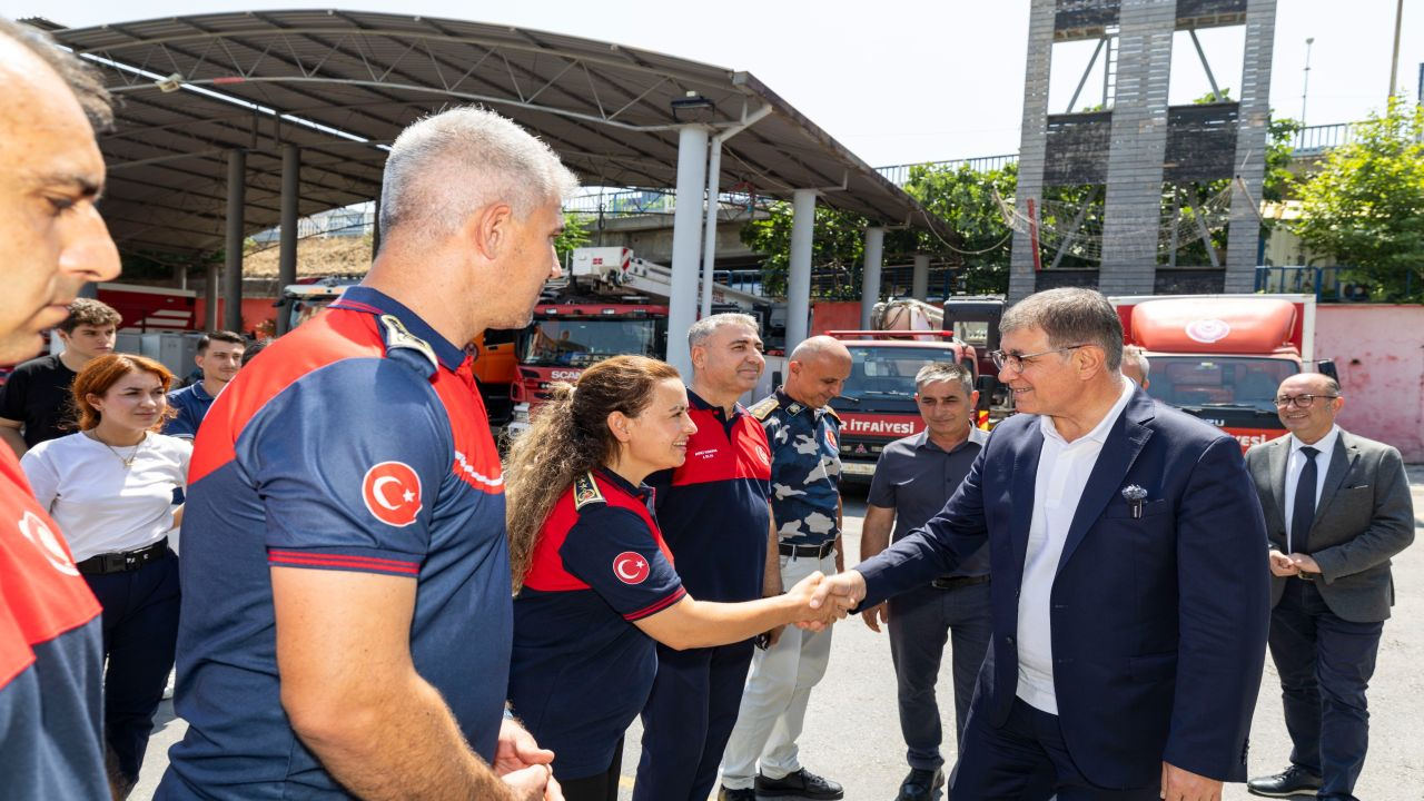 Tugay’dan ateş savaşçılarına teşekkür ziyareti