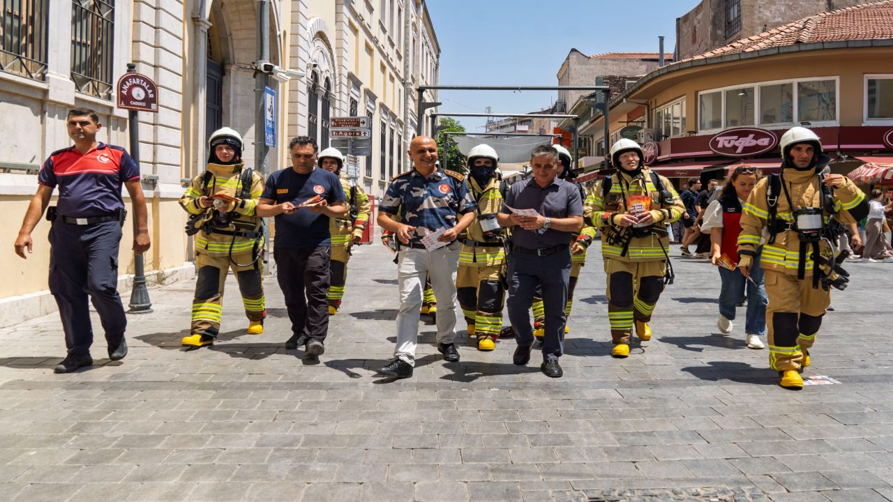 İtfaiyecilerden vatandaşa yangın çağrısı