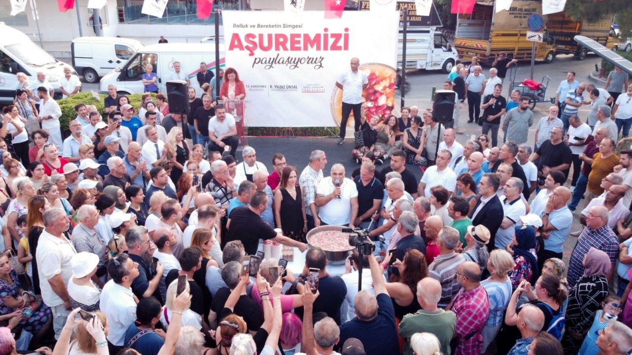 Karşıyaka’da geleneksel aşure buluşması