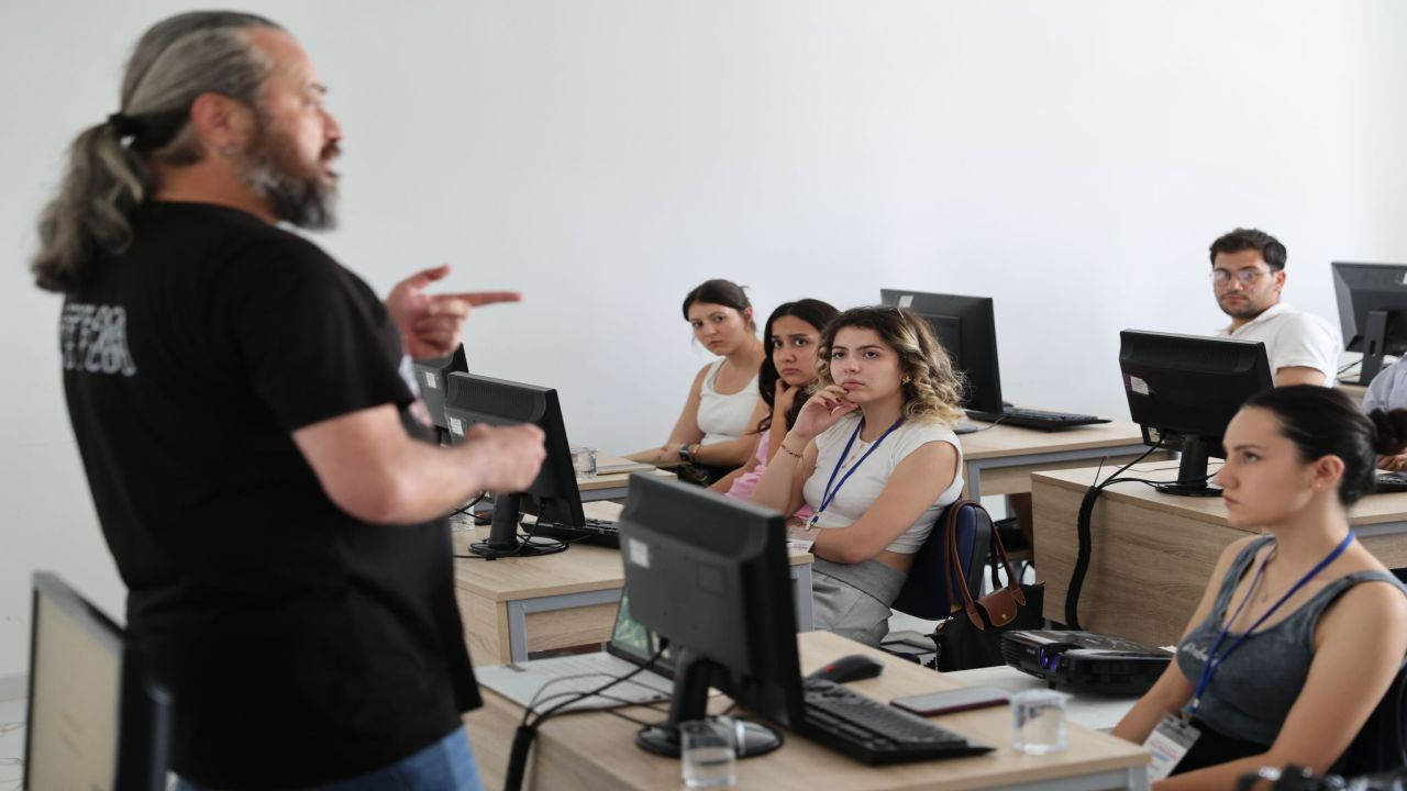 Karabağlar’da ilk akademik buluşma