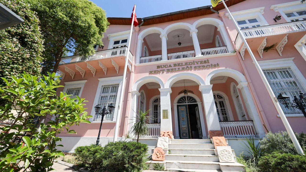 Buca Kent Belleği Sergisi kapılarını açtı