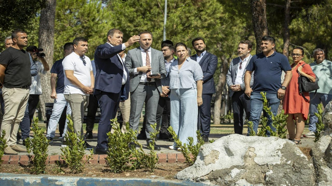 Başkan Tugay'dan Hasanağa Bahçesi’ni ziyaret