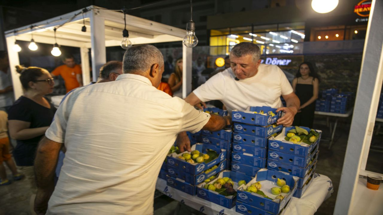 Dalında kuruyan bardacık halka ücretsiz dağıtıldı