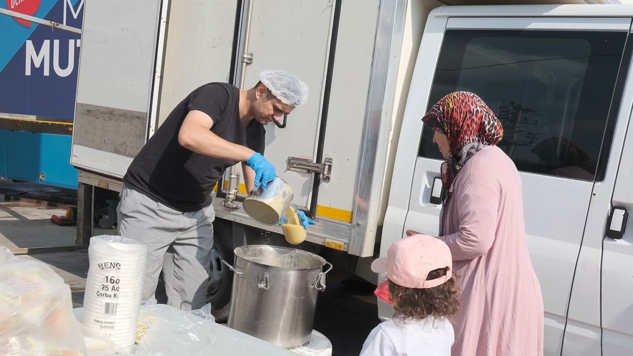 İzmir’den Balıkesir’e yardım köprüsü