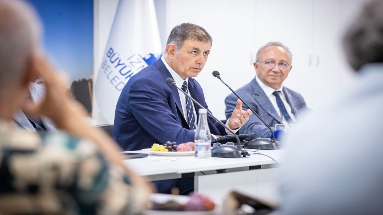 Başkan Tugay’dan gıda güvenliği için ortak akıl çağrısı