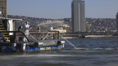 İzmir Körfezi için modifiye kil uygulaması devrede