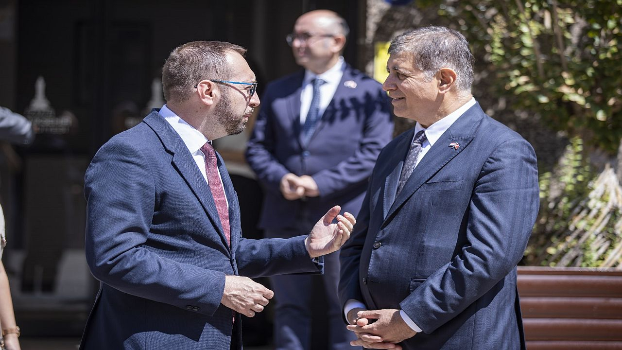 İzmir ticaret hacminde daha fazla yer alabilir