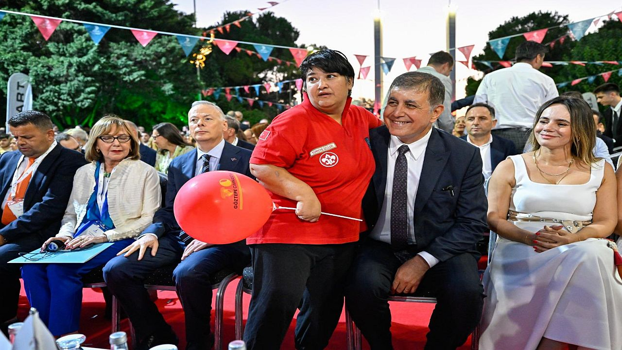 İzmir Enternasyonal Fuarı’na ilk gününde büyük ilgi