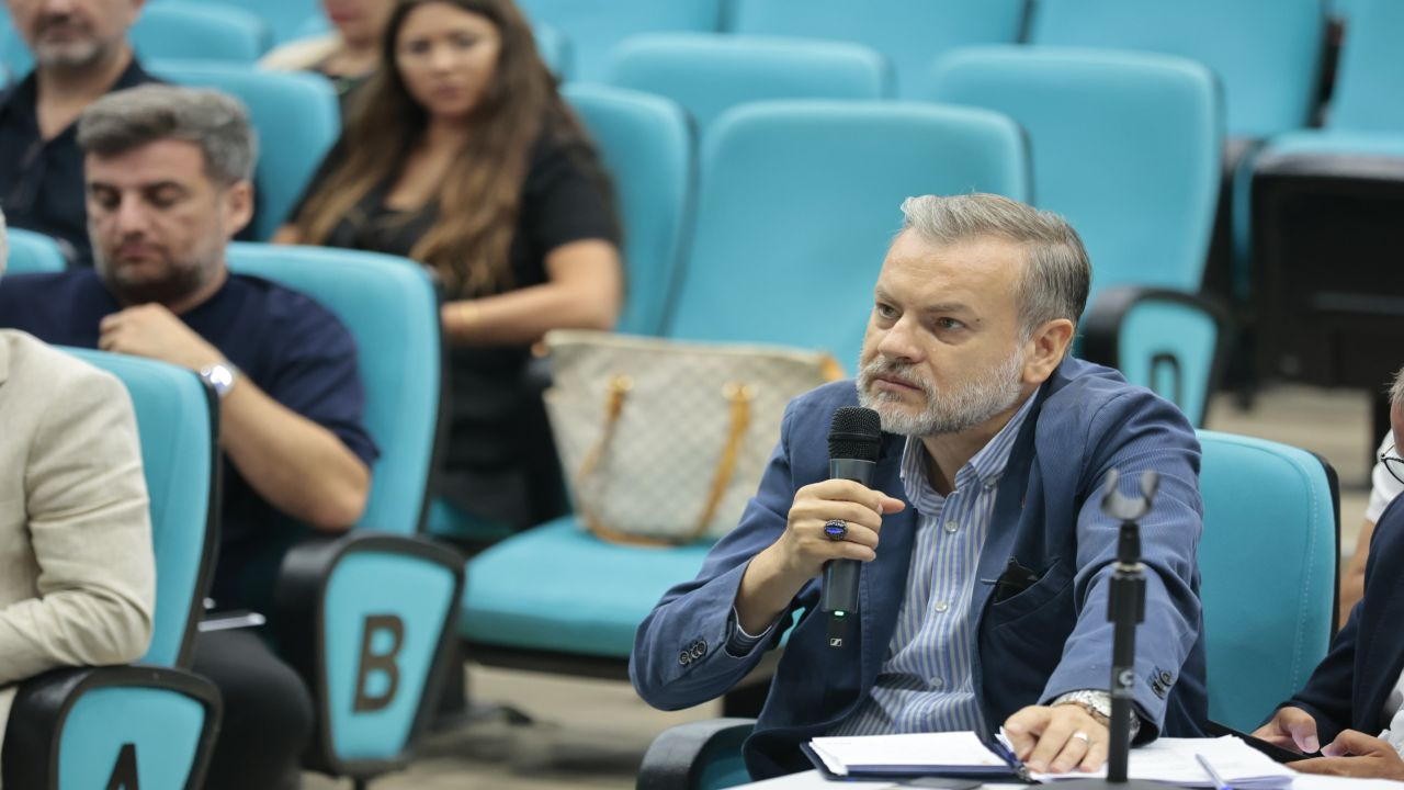 Konak, Gazze’yi kardeş şehir ilan etti