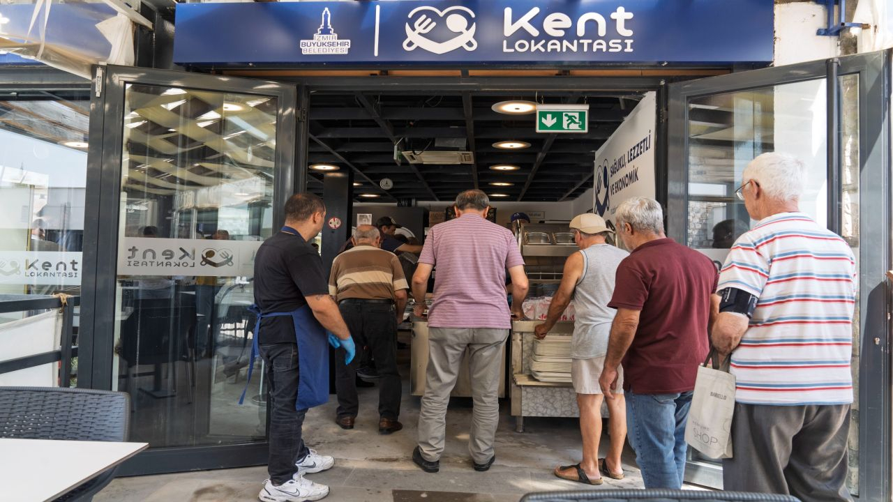 İzmirlilerin bütçesine dost: Kent Lokantaları