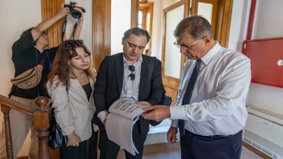 İzmir’in Tarihi Yapıları Gün Yüzüne Çıkıyor