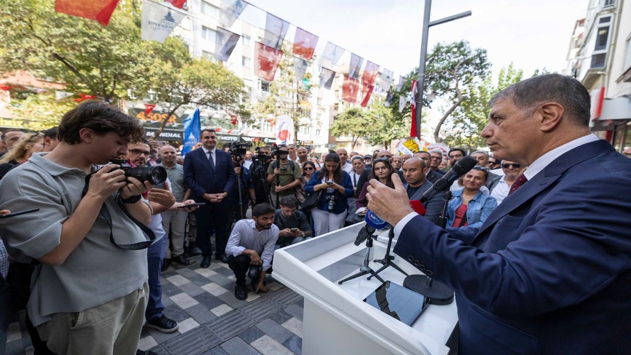 “Biz İzmir’in onuruyuz”