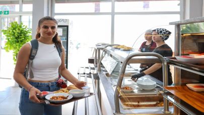 Buca Belediyesi 'nden öğrenci bütçesine destek