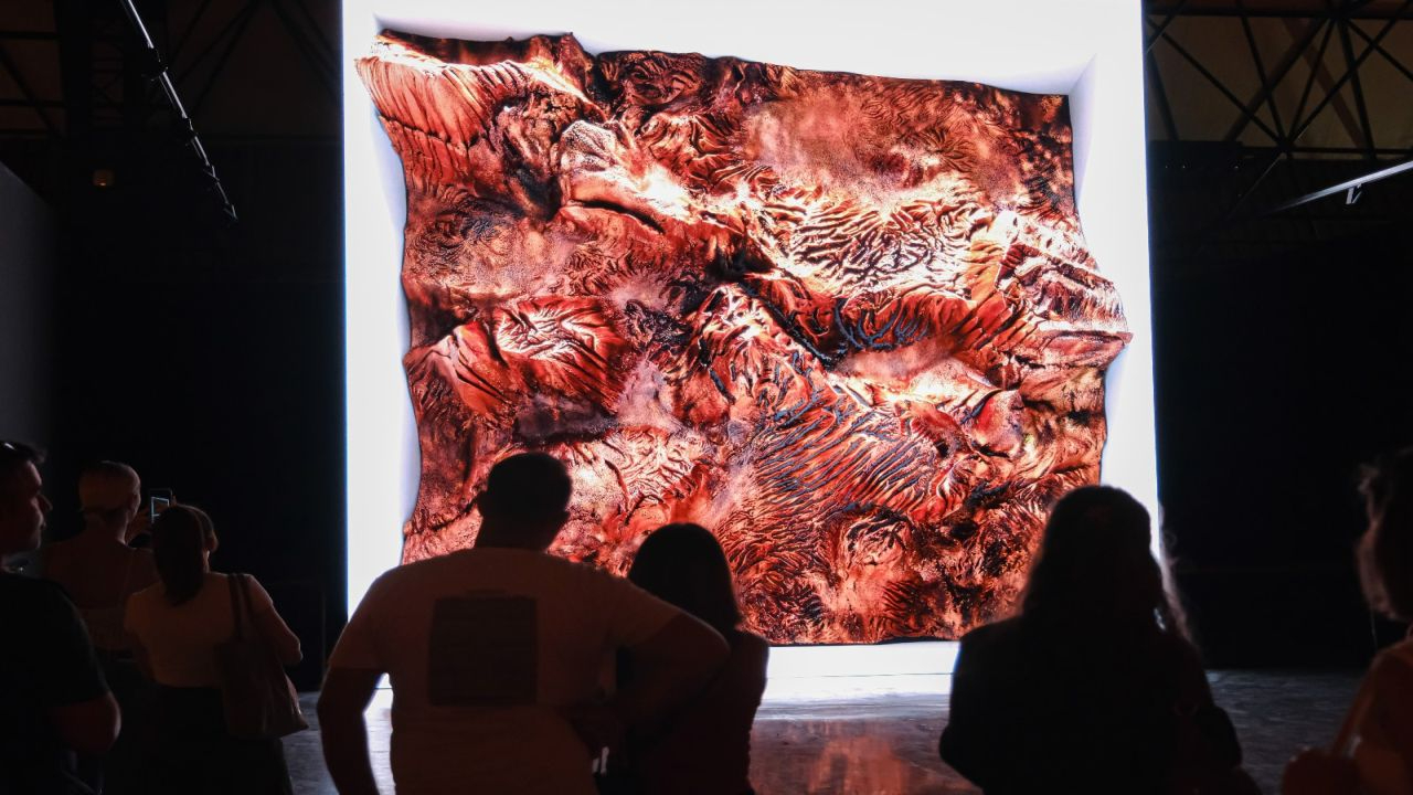 Refik Anadol sergileri yoğun ilgi üzerine 21 Aralık’a kadar uzatıldı