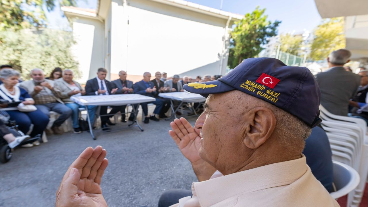 Başkan Tugay gazilerle buluştu