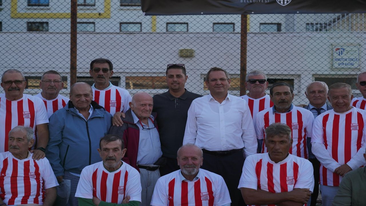 Başkan Ergin: “Ayvalıkgücü’nün efsanelerini rahmet ve özlemle anıyoruz”