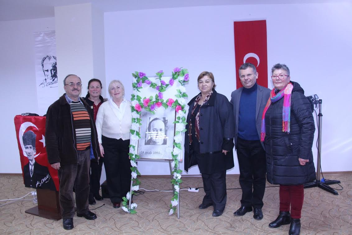 UĞUR MUMCU BERGAMA'DA ANILDI