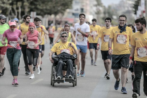 İzmir’de “Koşamayanlar için koşuyoruz” heyecanı erken başladı