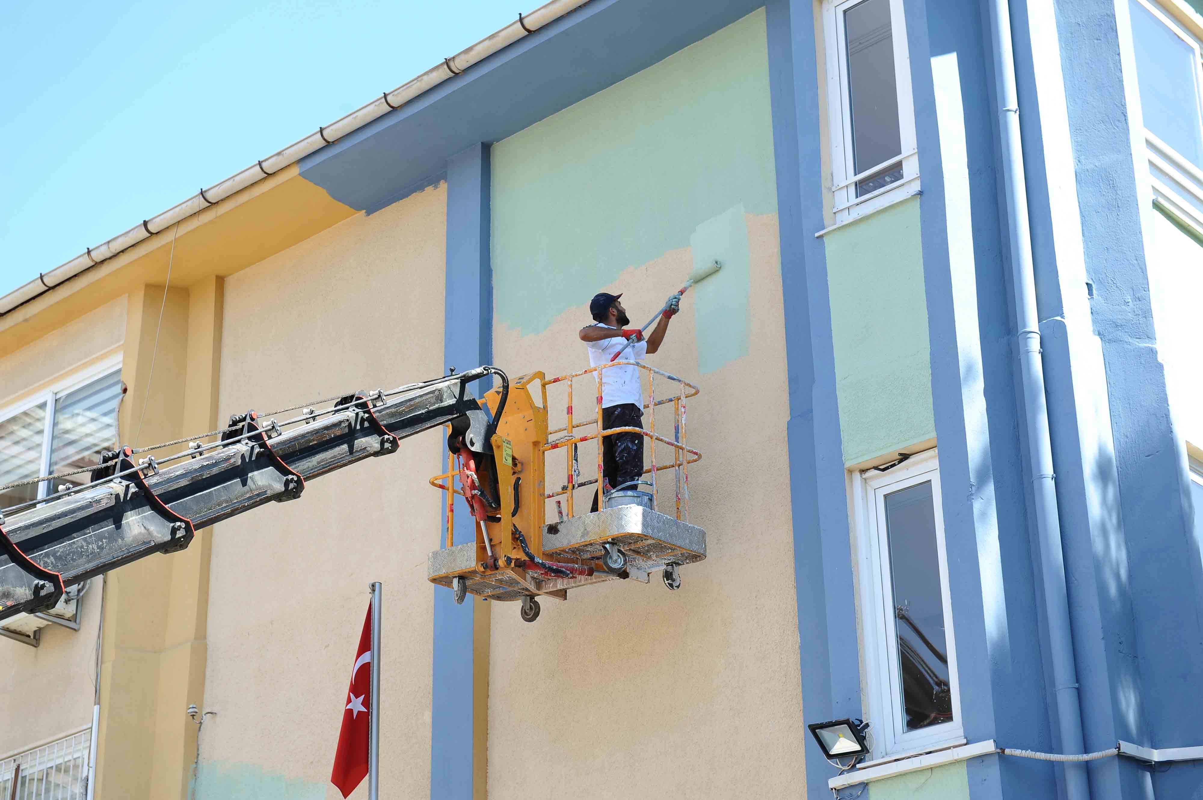 Karşıyaka’nın Okulları Yenilendi