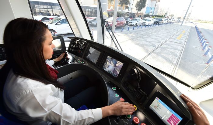 Metro ve Tramvayda Seferler Sıklaşıyor