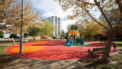 Buca’da park ve refüjlerde hummalı çalışma