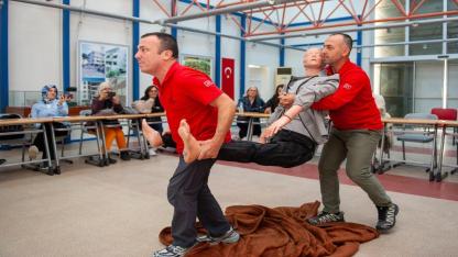 Karşıyaka Afet Gönüllüleri’nde 2. dönem kayıtları başladı