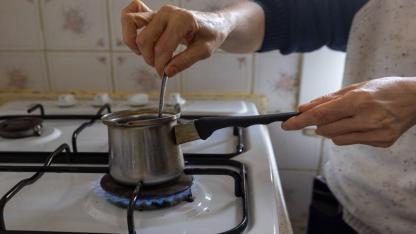 Ulubatlı’da ilk doğal gaz ateşi yandı