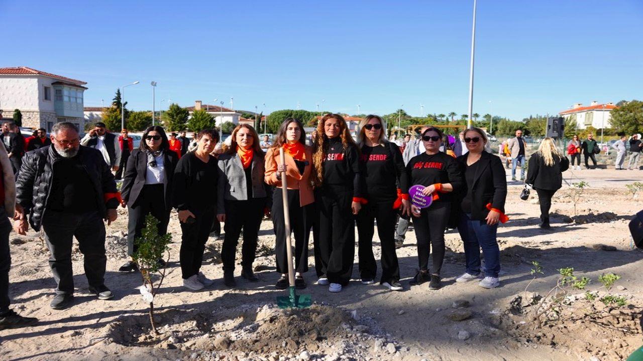 Çeşme’de 411 fidan, binlerce adım, tek bir söz: “İstanbul Sözleşmesi yaşatır”