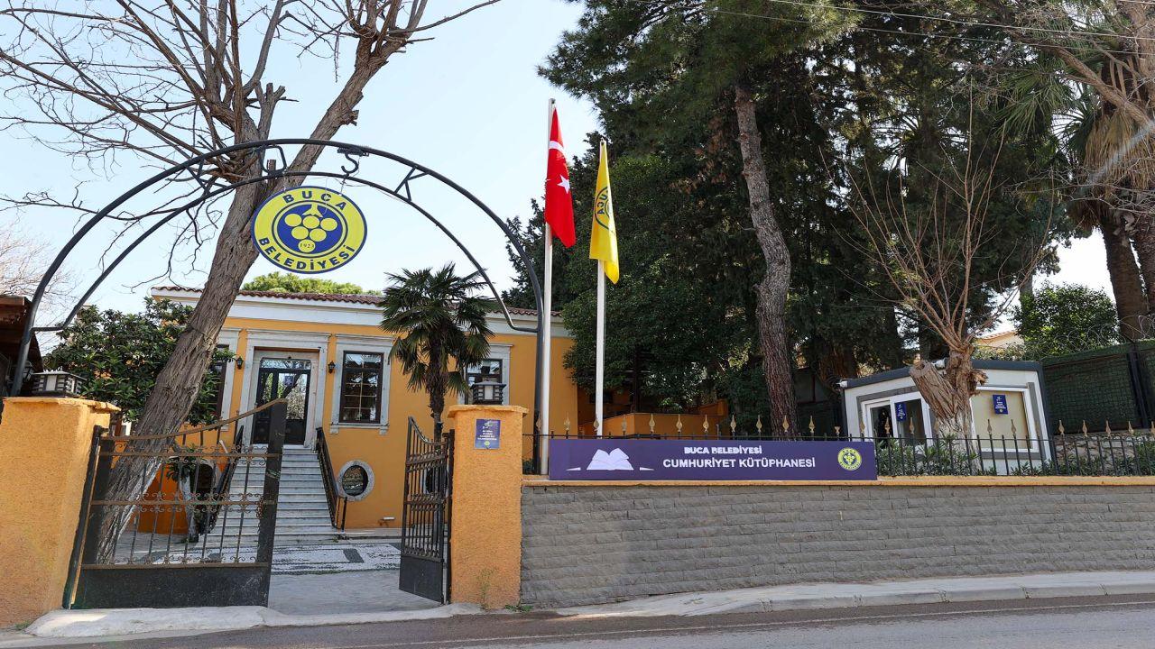 Cumhuriyet Kütüphanesi geleceği aydınlatıyor