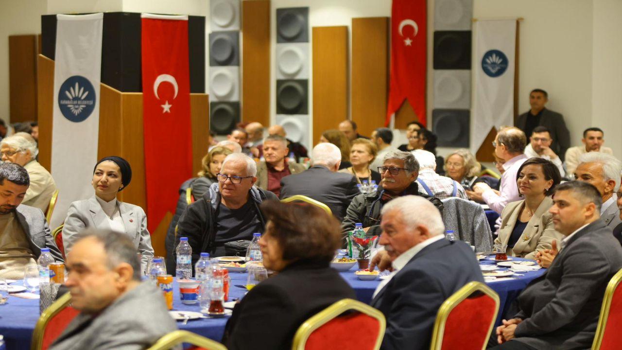 Karabağlar ‘da eğitim emekçilerine anlamlı gece