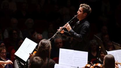 İzmir Oda Orkestrası dünyaca ünlü klarnetçi Barragán ile sahne aldı