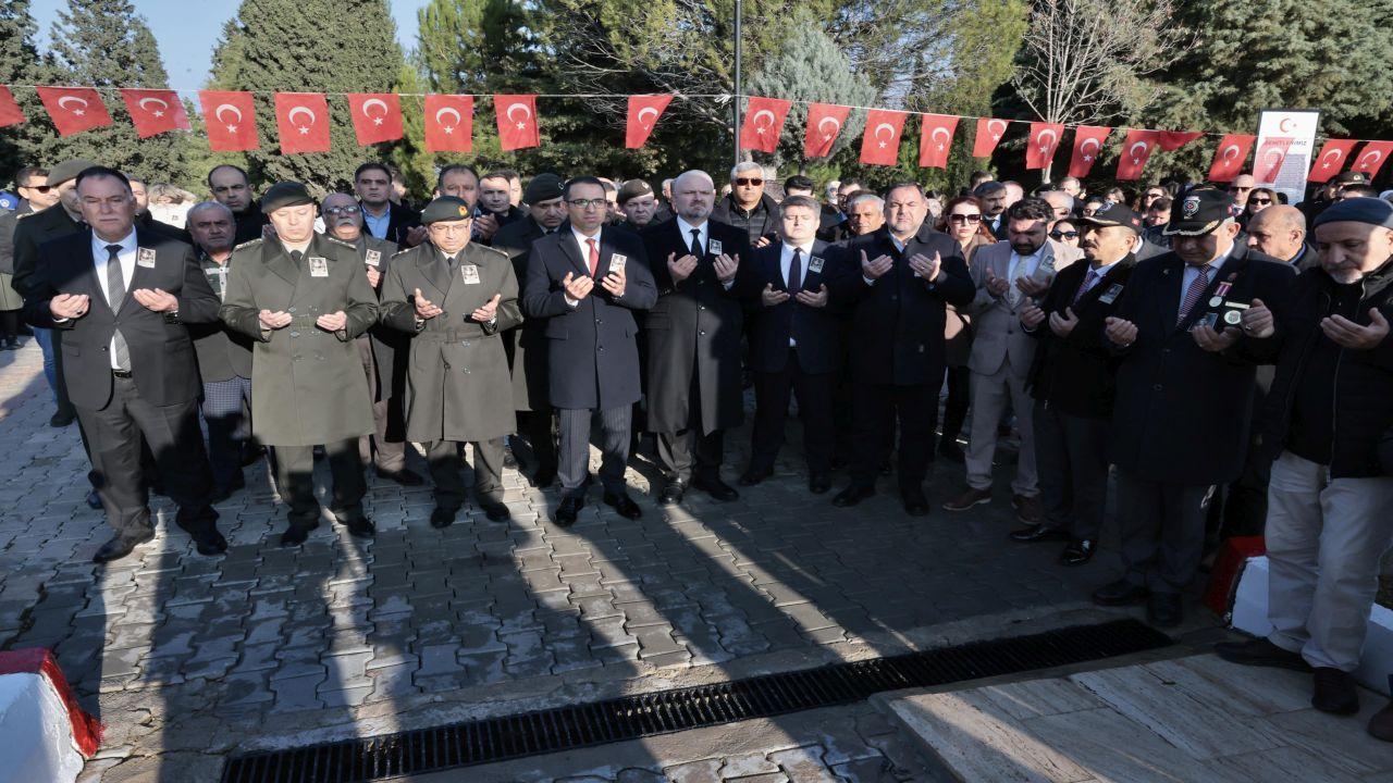 Menemen, Şehit Kubilay ve silah arkadaşlarını bağrına bastı