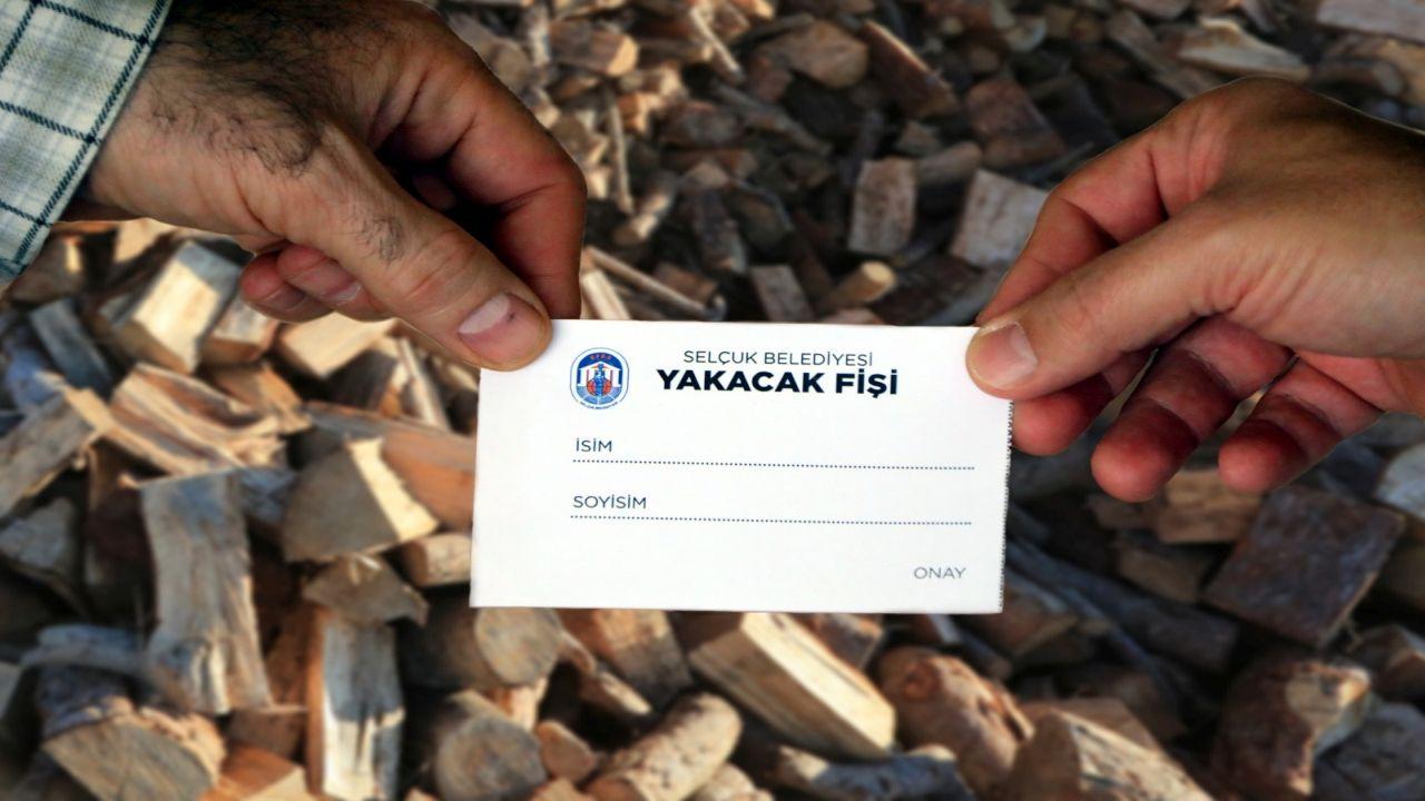 Efes Selçuk’ta Ailelere Yakacak Desteği