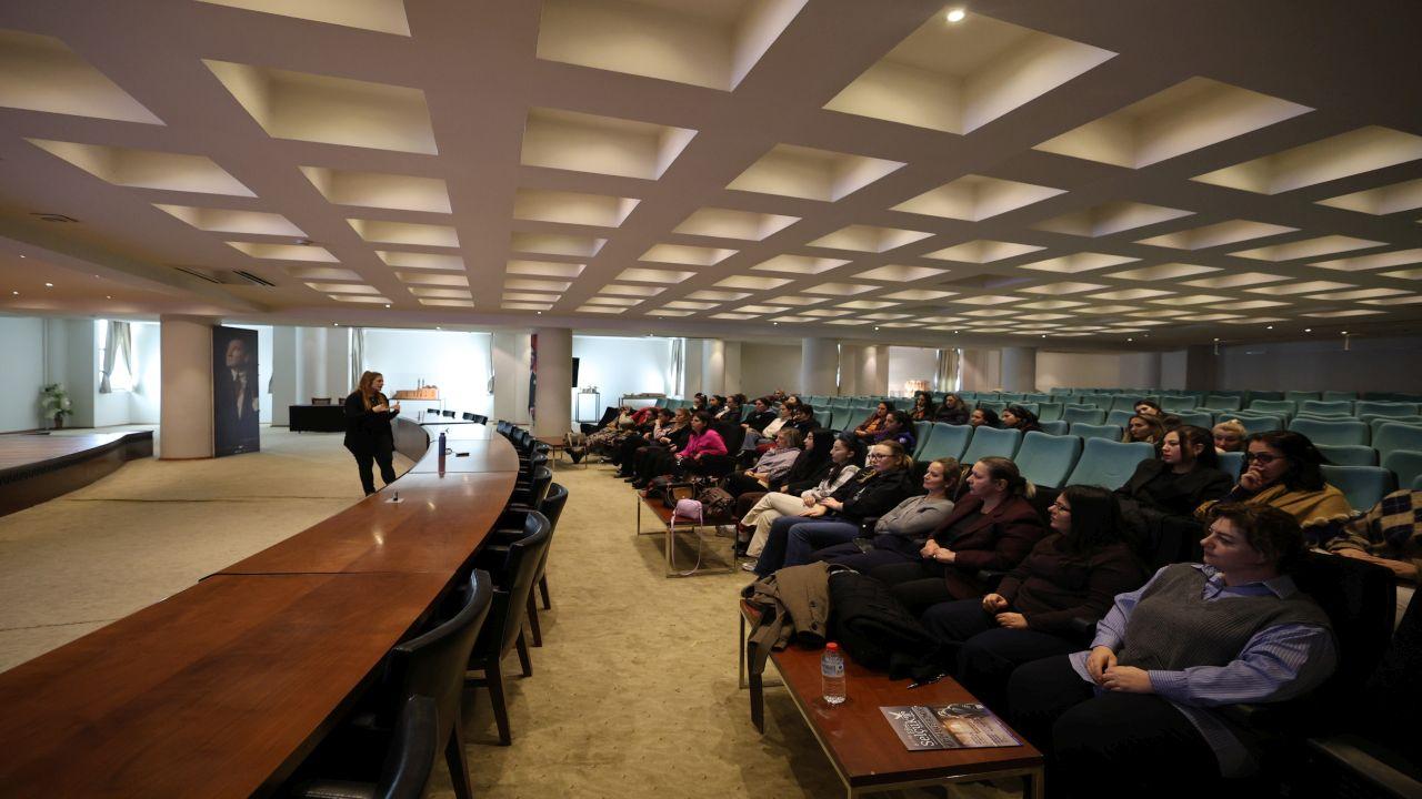 Efes Selçuk’ta Rahim Ağzı Kanseri Farkındalık Eğitimi Düzenlendi