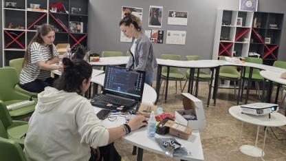 Gençler için ücretsiz Arduino atölyesi