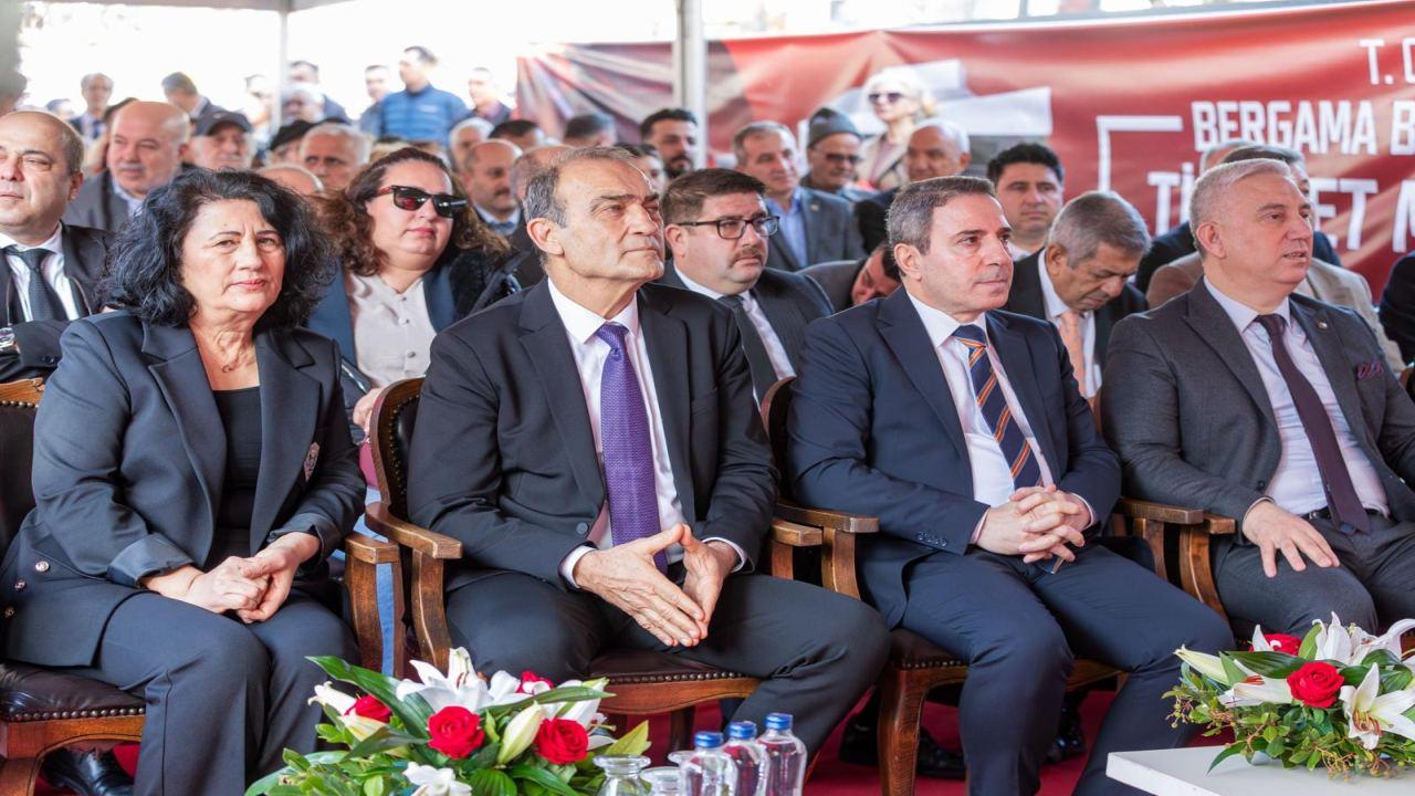 Bergama Ticaret Merkezi’nin temeli atıldı