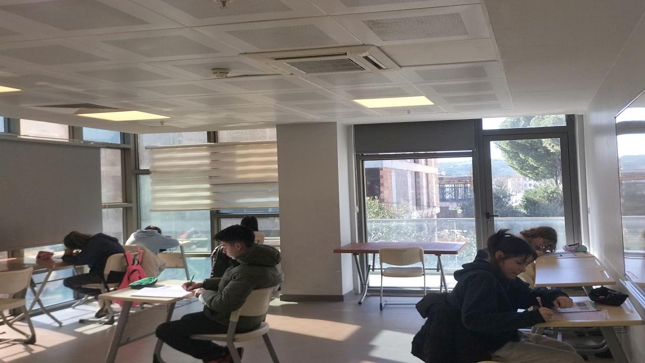 Efes Selçuk Belediyesi’nden Sınav Yolundaki Öğrencilere Destek