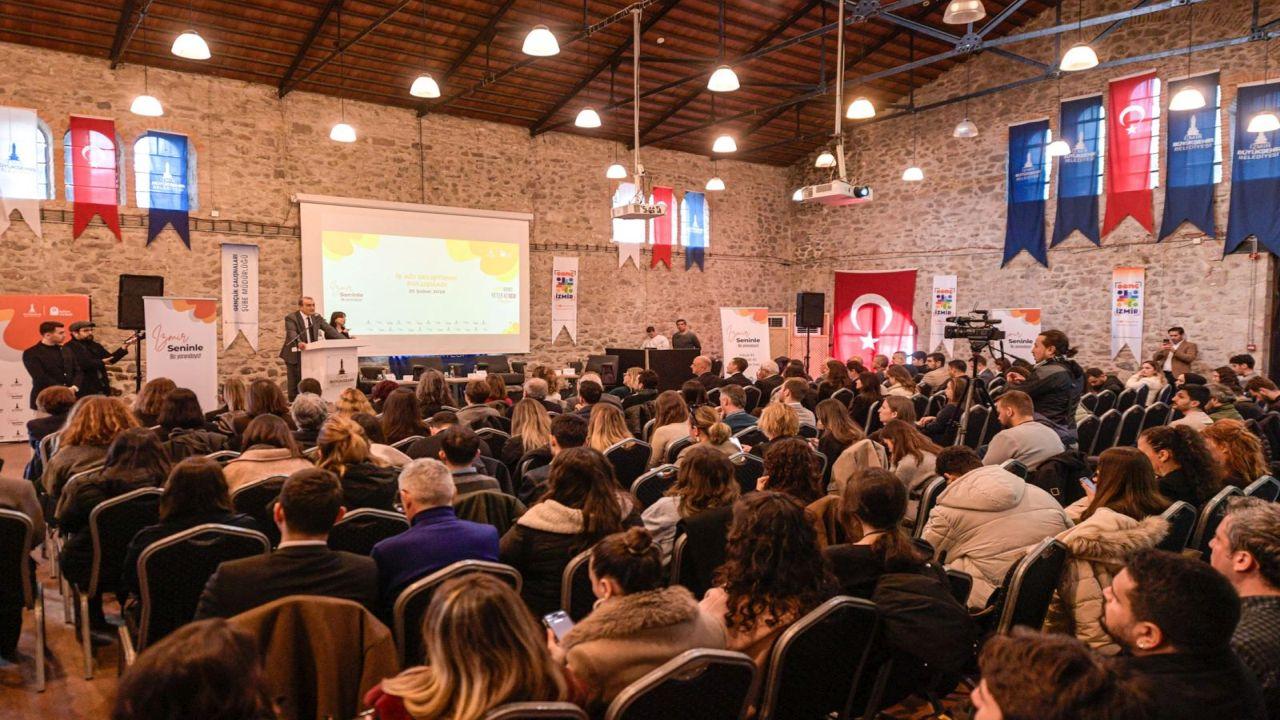 “İzmir Seninle” ile gençlere güçlü kariyer köprüsü