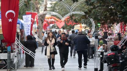 Konak’ın Sevgililer Günü El Emeği Kermesi başladı