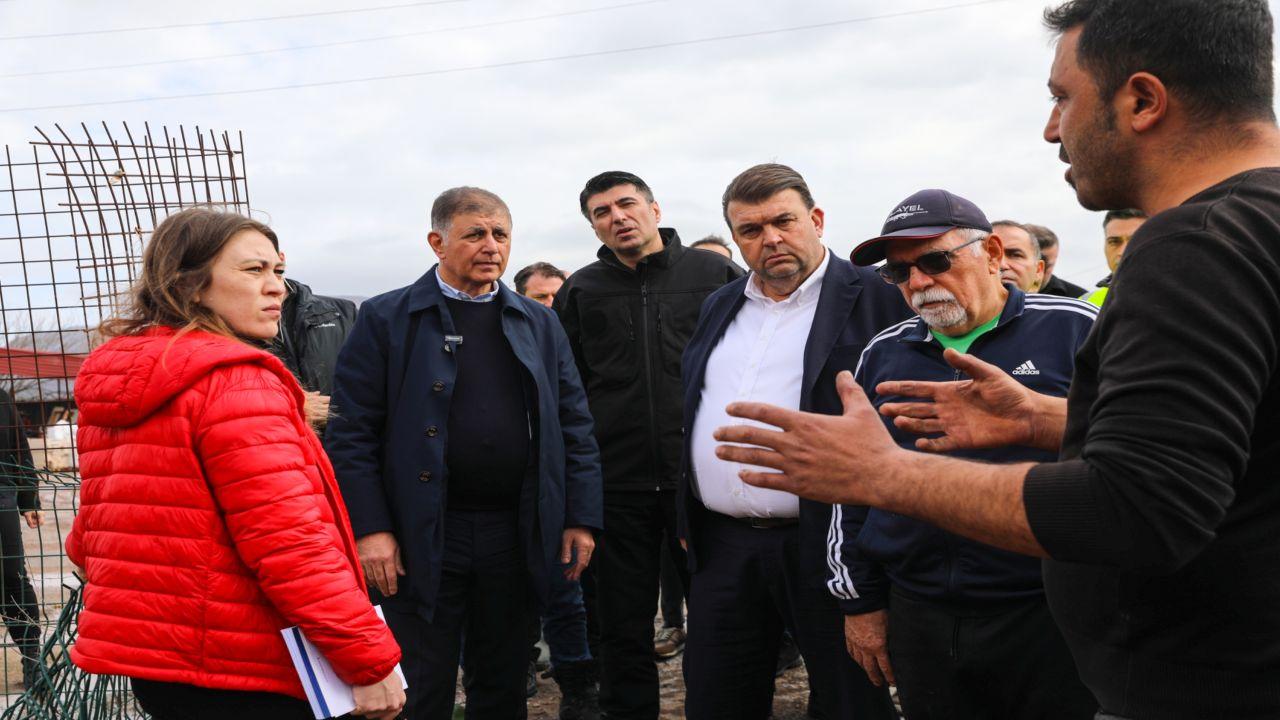 Seferihisar’da Sel ve Fırtına Sonrası Yoğun Mesai