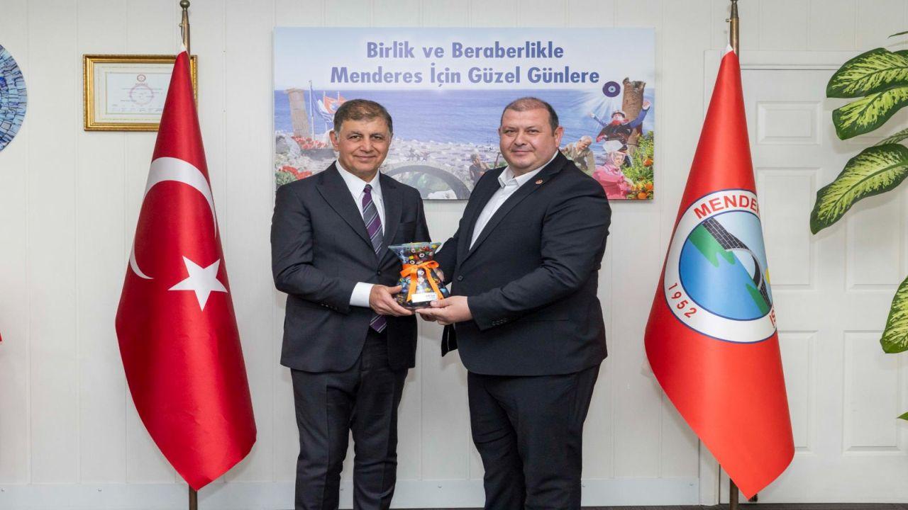 Başkan Tugay'dan Menderes'e teşekkür turu